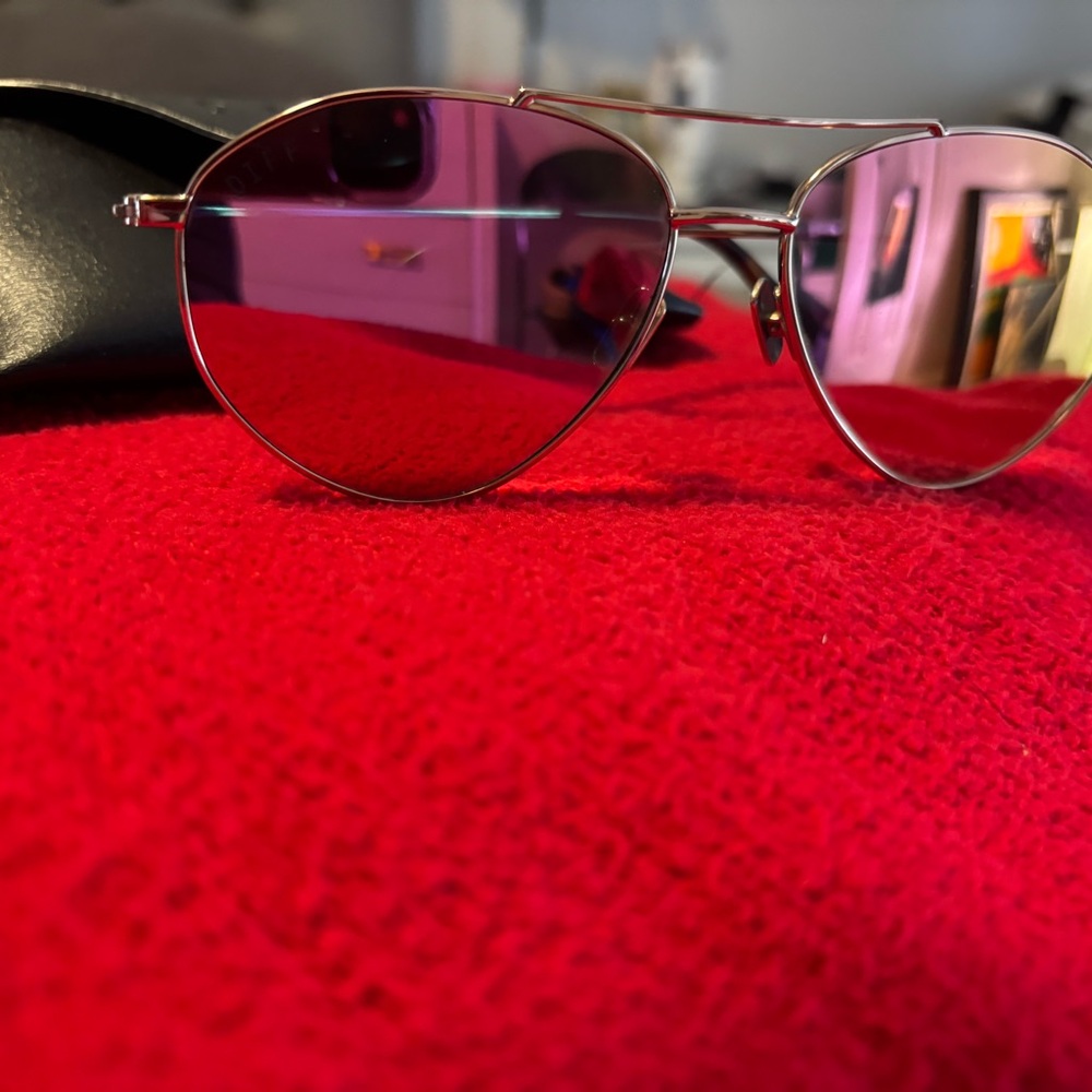 Diff Eyewear Purple Sunglasses